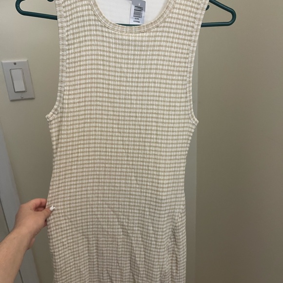 Aritizia Yellow Gingham Verona Dress NWT - Picture 2 of 4